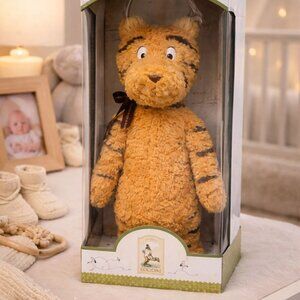 Disney Baby Classic Tigger Winnie the Pooh and Friends Stuffed Animal.